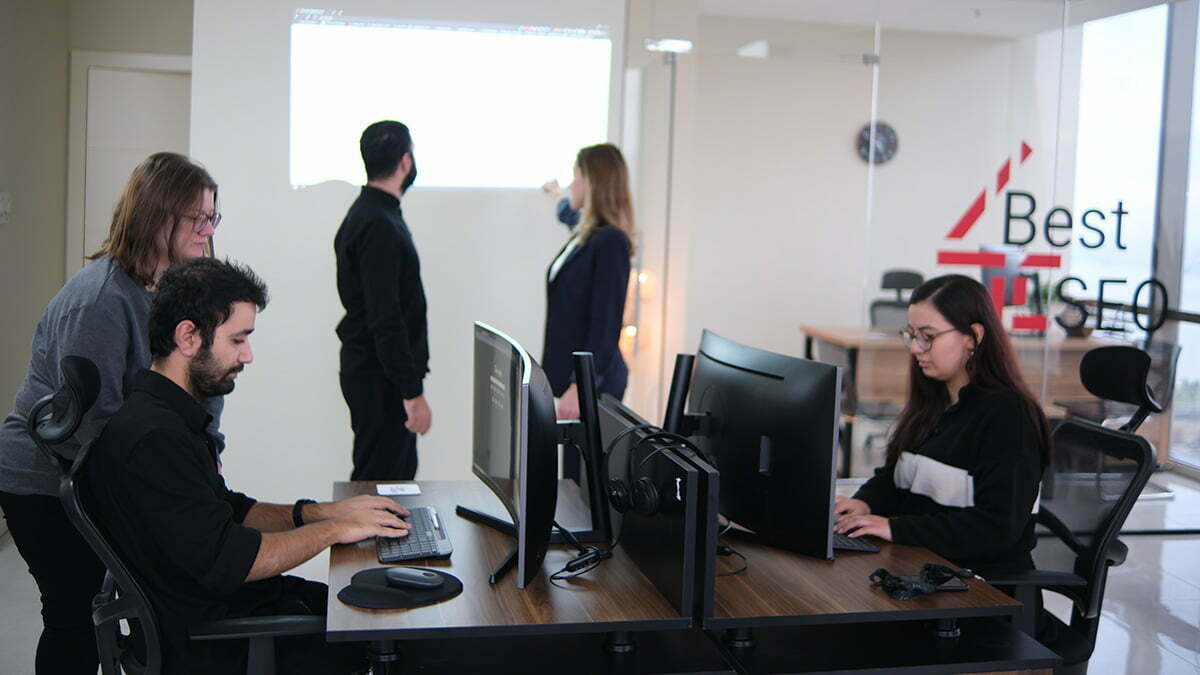 فريق شركة سيو Best 4 SEO